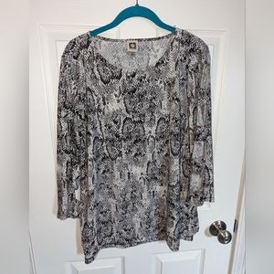 Anne Klein cold shoulder top